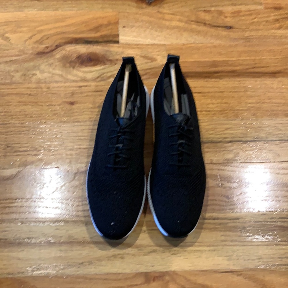 Cole Haan ZeroGrand Black Wingtip Oxford shoes size 9.5